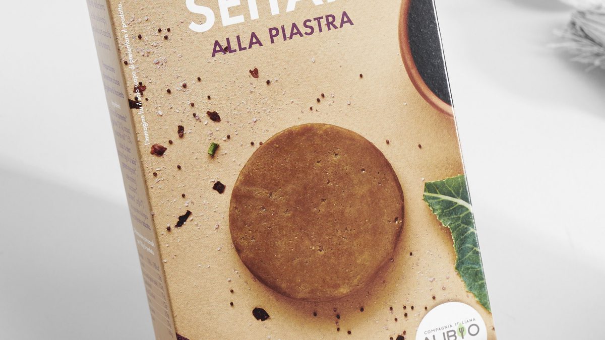 Seitan bio alla piastra, insaporito con salsa teriyaki
